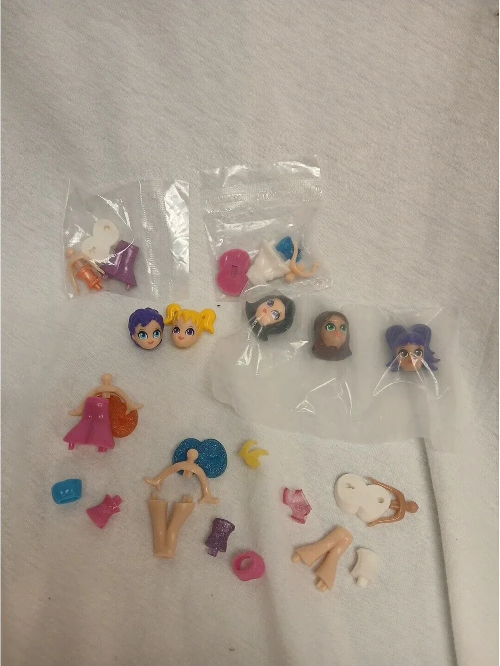 Spin Master PixOs ChixOs REPLACEMENT 5 DOLLS / FIGURES- UNUSED
